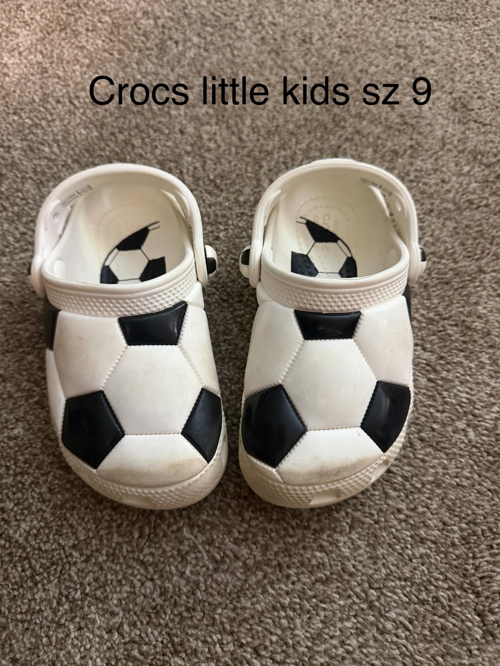 Crocs Kids Classic Soccer Clog - White & Black Sz 9